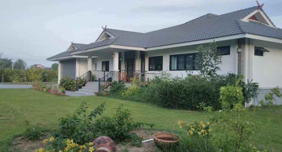 For sale 7 Beds villa in Doi Saket, Chiang Mai
