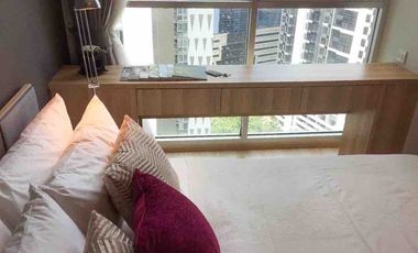 For rent and for sale 1 bed condo in Huai Khwang, Bangkok
