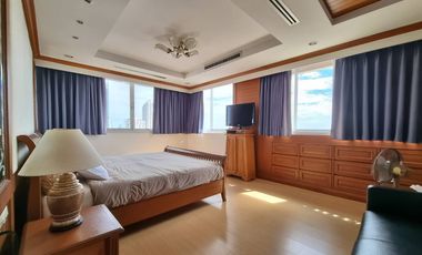 For sale スタジオ condo in Khlong Toei, Bangkok