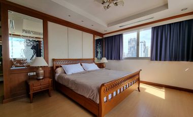 For sale スタジオ condo in Khlong Toei, Bangkok