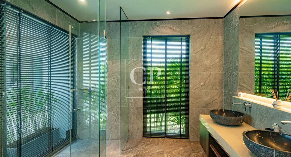 For sale 5 bedrooms house in Thalang, Phuket
