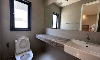 For sale 4 bedrooms house in Bang Lamung, Chonburi