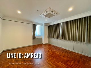 For rent 3 bedrooms condo in Khlong Toei, Bangkok