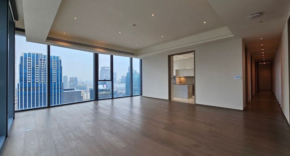 For sale 3 bed condo in Pathum Wan, Bangkok