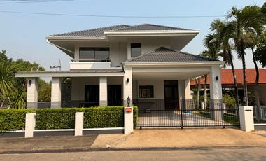 Casa en alquiler y en venta de 3 habitaciones en San Kamphaeng, Chiang Mai