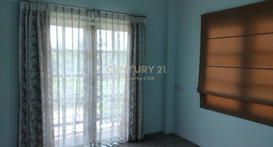 For rent and for sale 4 bed house in Phutthamonthon, Nakhon Pathom
