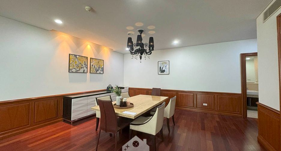 For rent 2 bed condo in Pathum Wan, Bangkok