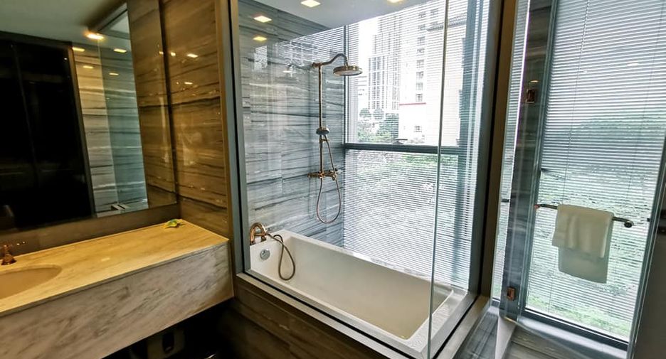 For sale 3 bedrooms condo in Watthana, Bangkok