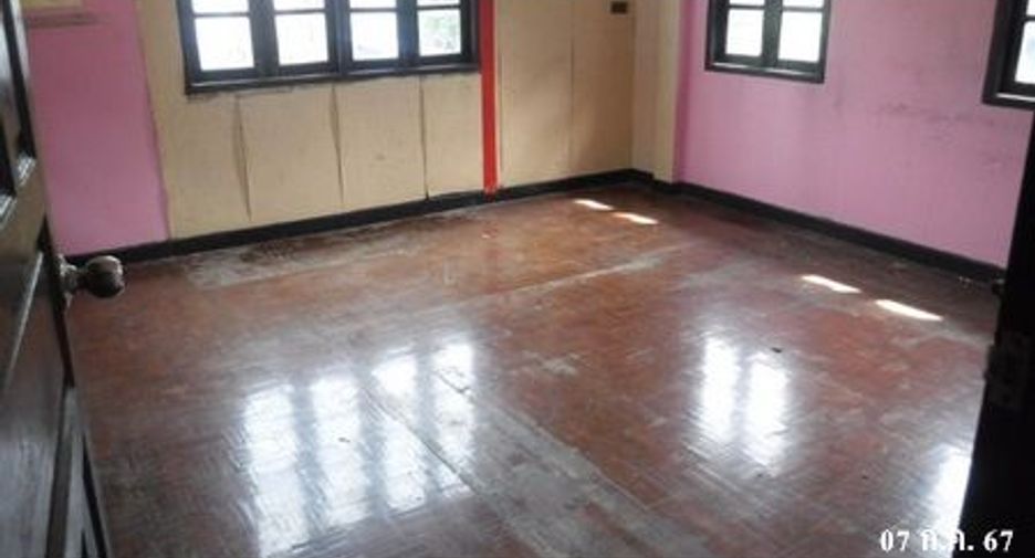 For sale 3 bedrooms house in Saphan Sung, Bangkok