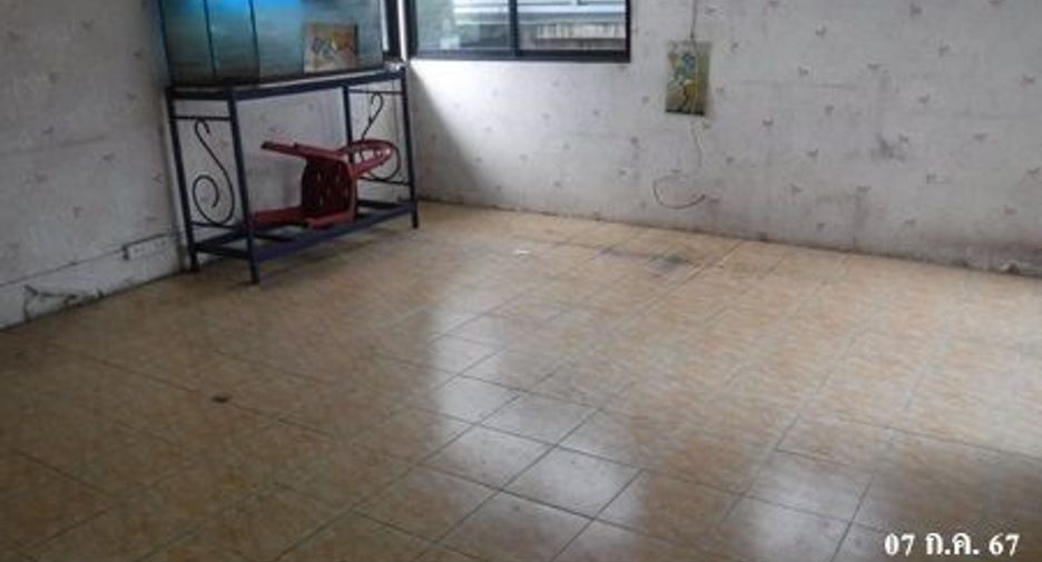 For sale 3 bedrooms house in Saphan Sung, Bangkok
