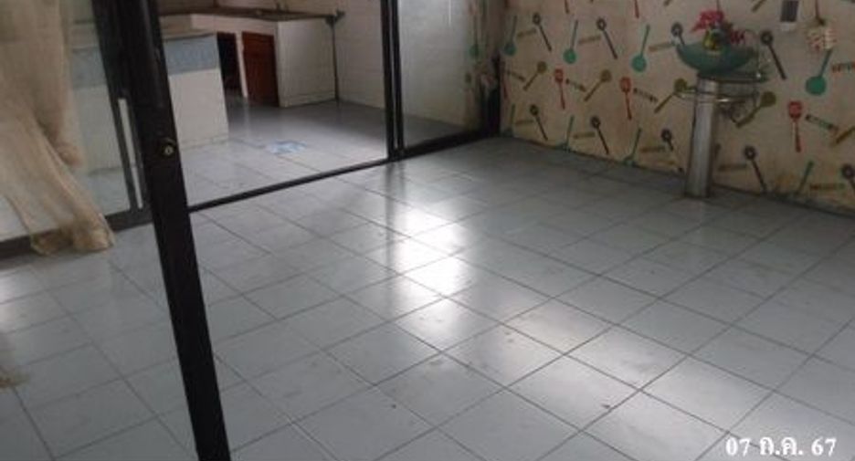 For sale 3 bedrooms house in Saphan Sung, Bangkok