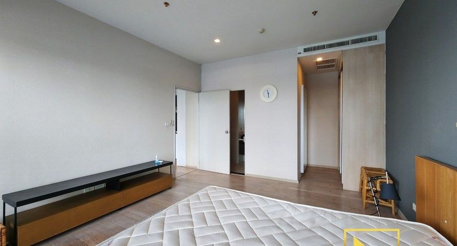 For rent and for sale 1 bed condo in Watthana, Bangkok