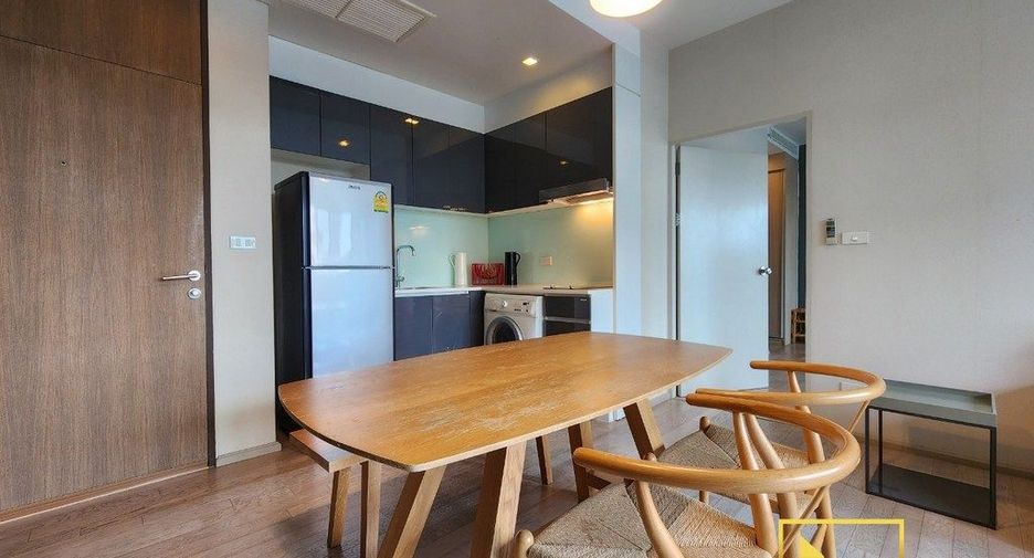 For rent and for sale 1 bed condo in Watthana, Bangkok