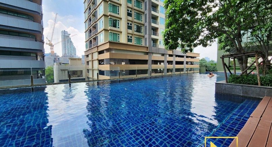 For rent and for sale 1 bed condo in Watthana, Bangkok