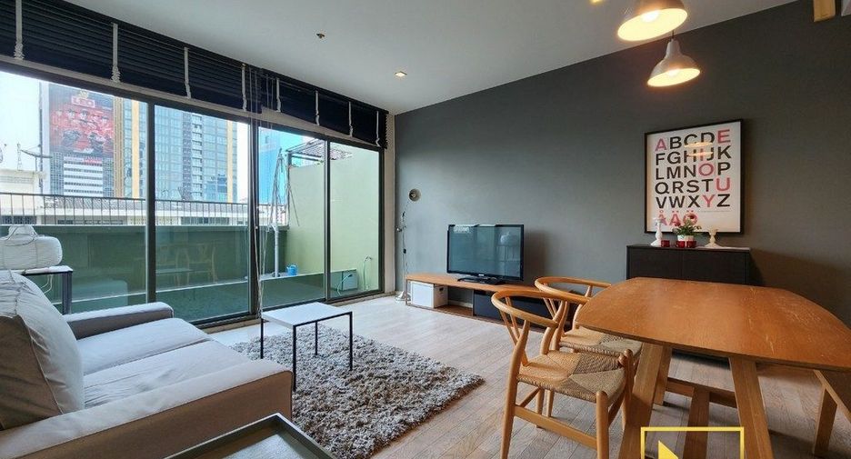 For rent and for sale 1 bed condo in Watthana, Bangkok