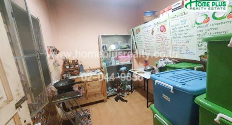 Reihenhaus zum Kauf mit 2 Zimmer in Lam Luk Ka, Pathum Thani