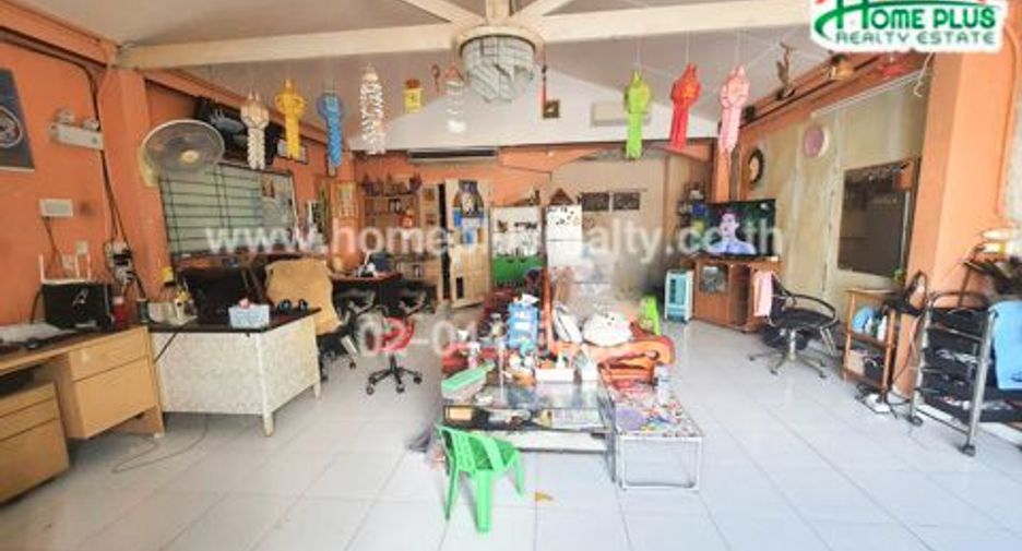 Reihenhaus zum Kauf mit 2 Zimmer in Lam Luk Ka, Pathum Thani