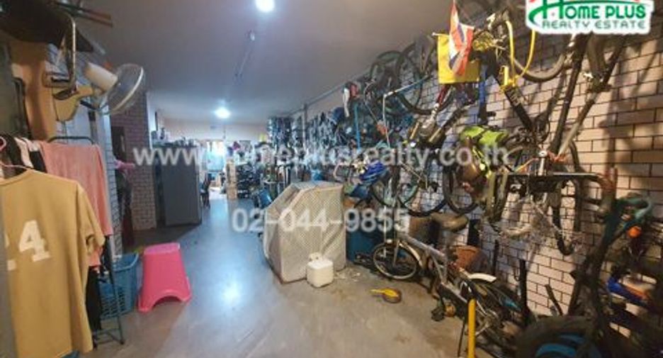 Reihenhaus zum Kauf mit 2 Zimmer in Lam Luk Ka, Pathum Thani