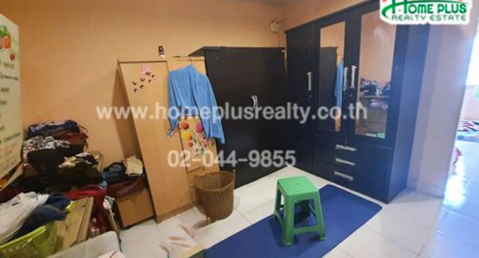 Reihenhaus zum Kauf mit 2 Zimmer in Lam Luk Ka, Pathum Thani