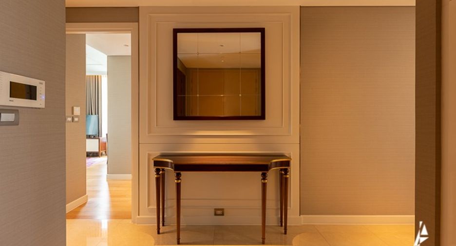 For sale 2 bedrooms condo in Pathum Wan, Bangkok