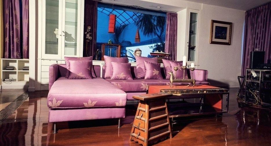 For sale 6 bedrooms condo in Bang Phlat, Bangkok