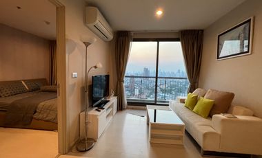 For rent and for sale 1 bed condo in Khlong Toei, Bangkok