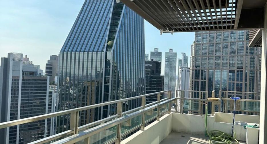 Wohnung zur Miete mit 2 Zimmer in Khlong Toei, Bangkok