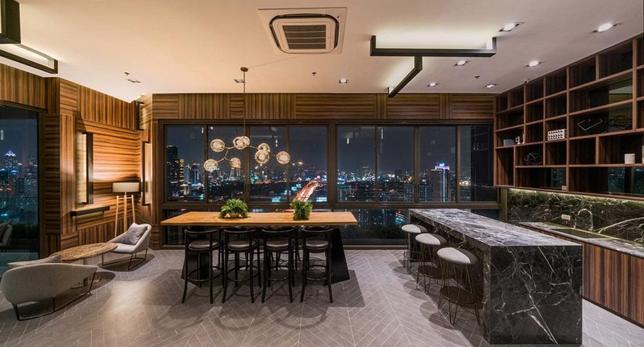 Wohnung zur Miete und zum Kauf mit 1 Zimmer in Ratchathewi, Bangkok