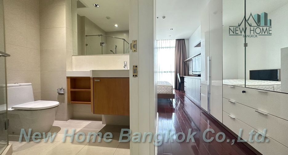 For rent 2 Beds condo in Pathum Wan, Bangkok