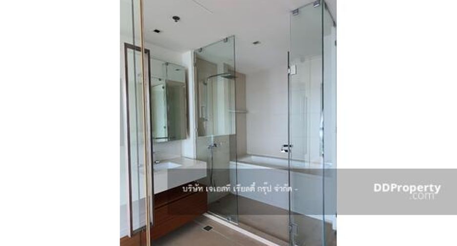 For sale 1 bed condo in Khlong San, Bangkok