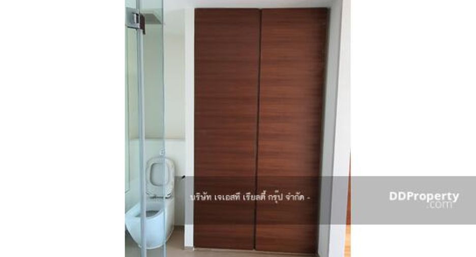 For sale 1 bed condo in Khlong San, Bangkok