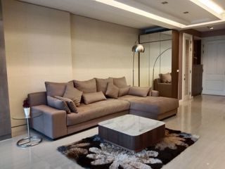 For rent 2 ベッドルーム condo in Pathum Wan, Bangkok