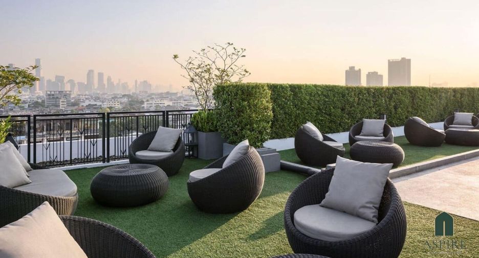 À vendre 1 chambre condo à Bang Kho Laem, Bangkok