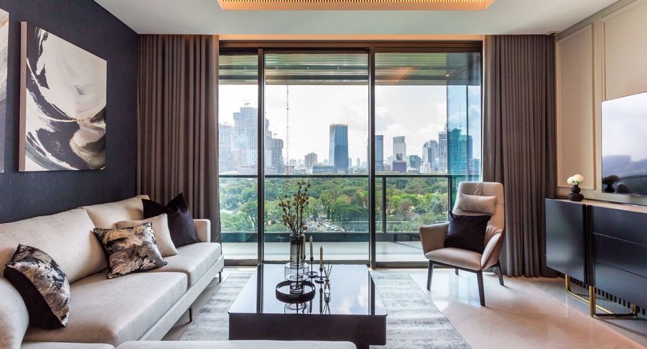 For rent and for sale 1 bed condo in Pathum Wan, Bangkok