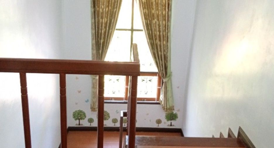For sale 3 bed house in Sam Khok, Pathum Thani