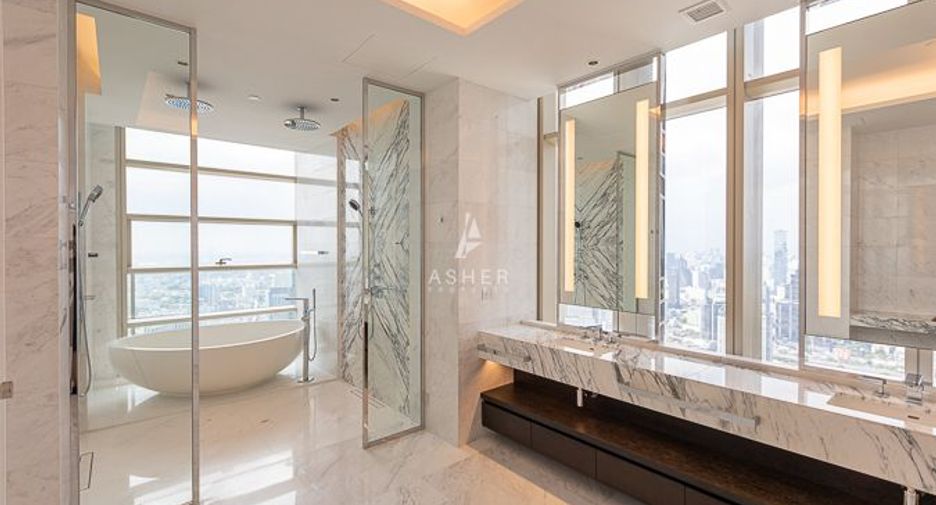 For rent 4 bedrooms condo in Bang Kho Laem, Bangkok