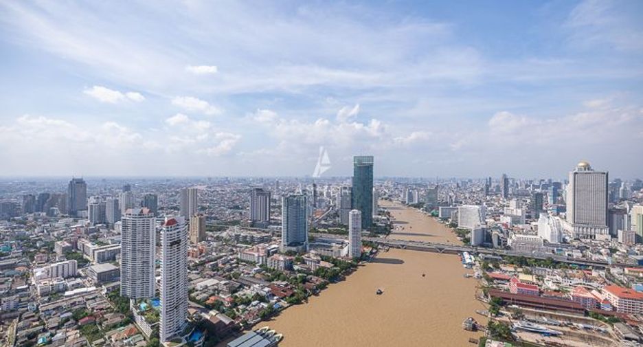 For rent 4 bedrooms condo in Bang Kho Laem, Bangkok