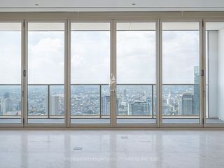 For rent 4 bedrooms condo in Bang Kho Laem, Bangkok