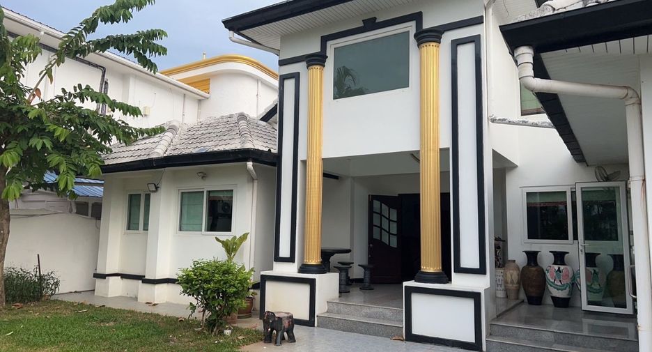 Casa en alquiler y en venta de 5 habitaciones en Bang Lamung, Chonburi
