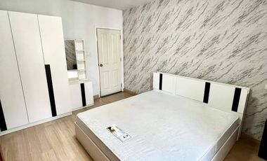 Продажа 3 спальни дом в Si Racha, Чонбури