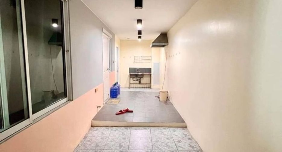 For sale 3 ベッドルーム house in Si Racha, Chonburi