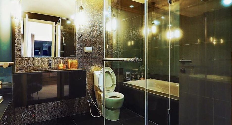 For rent and for sale 2 bedrooms condo in Khlong Toei, Bangkok
