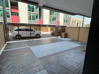 For rent 2 bedrooms house in Suan Luang, Bangkok