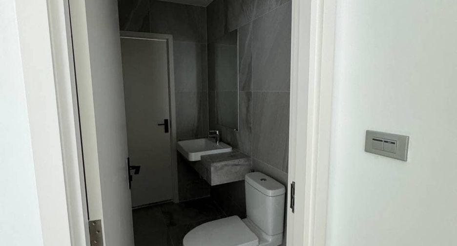 For rent 2 bedrooms house in Suan Luang, Bangkok