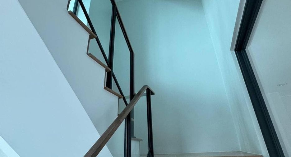 For rent 2 bedrooms house in Suan Luang, Bangkok