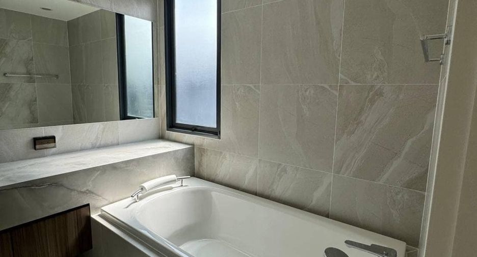 For rent 2 bedrooms house in Suan Luang, Bangkok