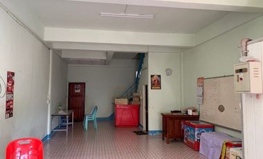 For sale 2 bed townhouse in Mueang Uttaradit, Uttaradit