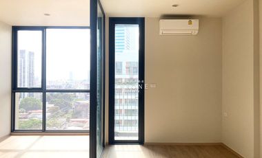 For sale 1 bed condo in Sathon, Bangkok