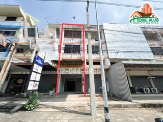 For sale 4 bedrooms retail Space in Si Racha, Chonburi