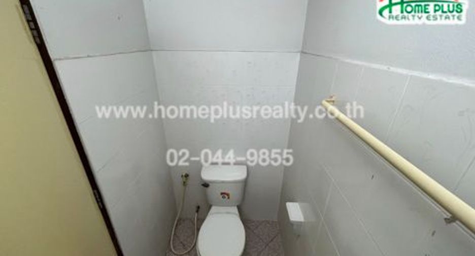 Gewerbefläche zum Kauf mit 4 Zimmer in Si Racha, Chonburi